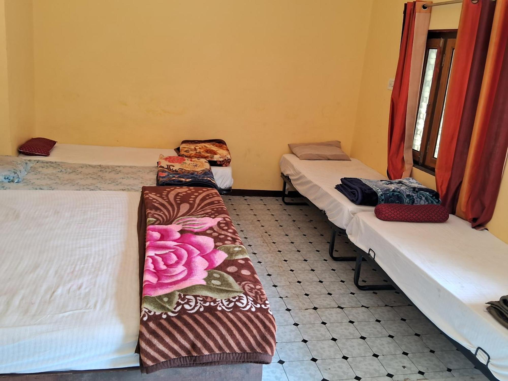 Blue Sky Homestay Khajurāho Extérieur photo